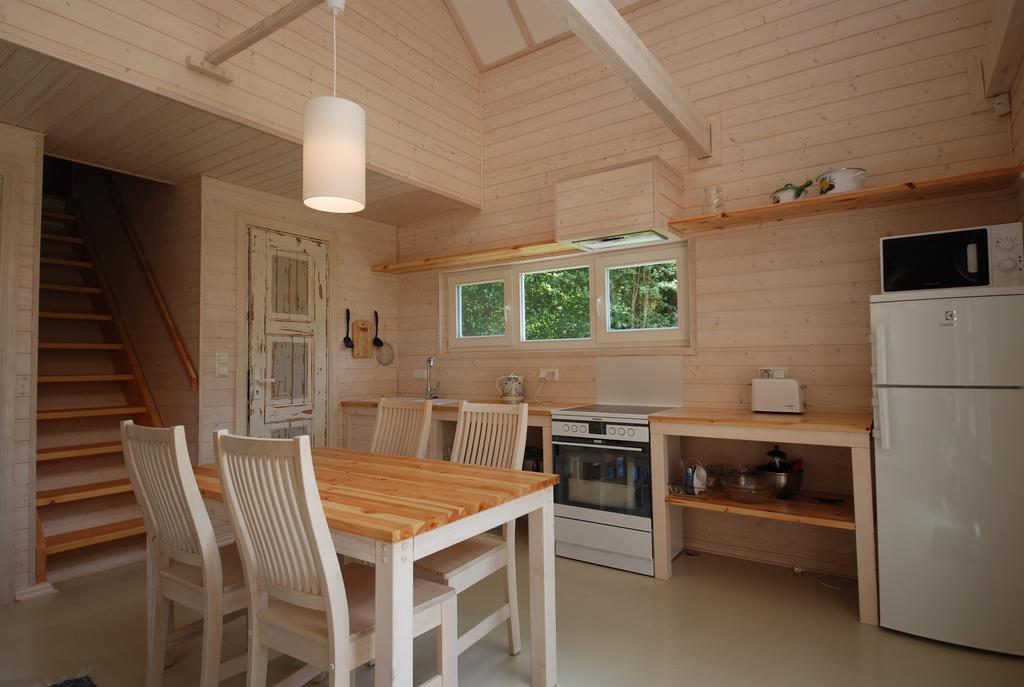 Mandjala Puhketalu - Cottages Exterior photo